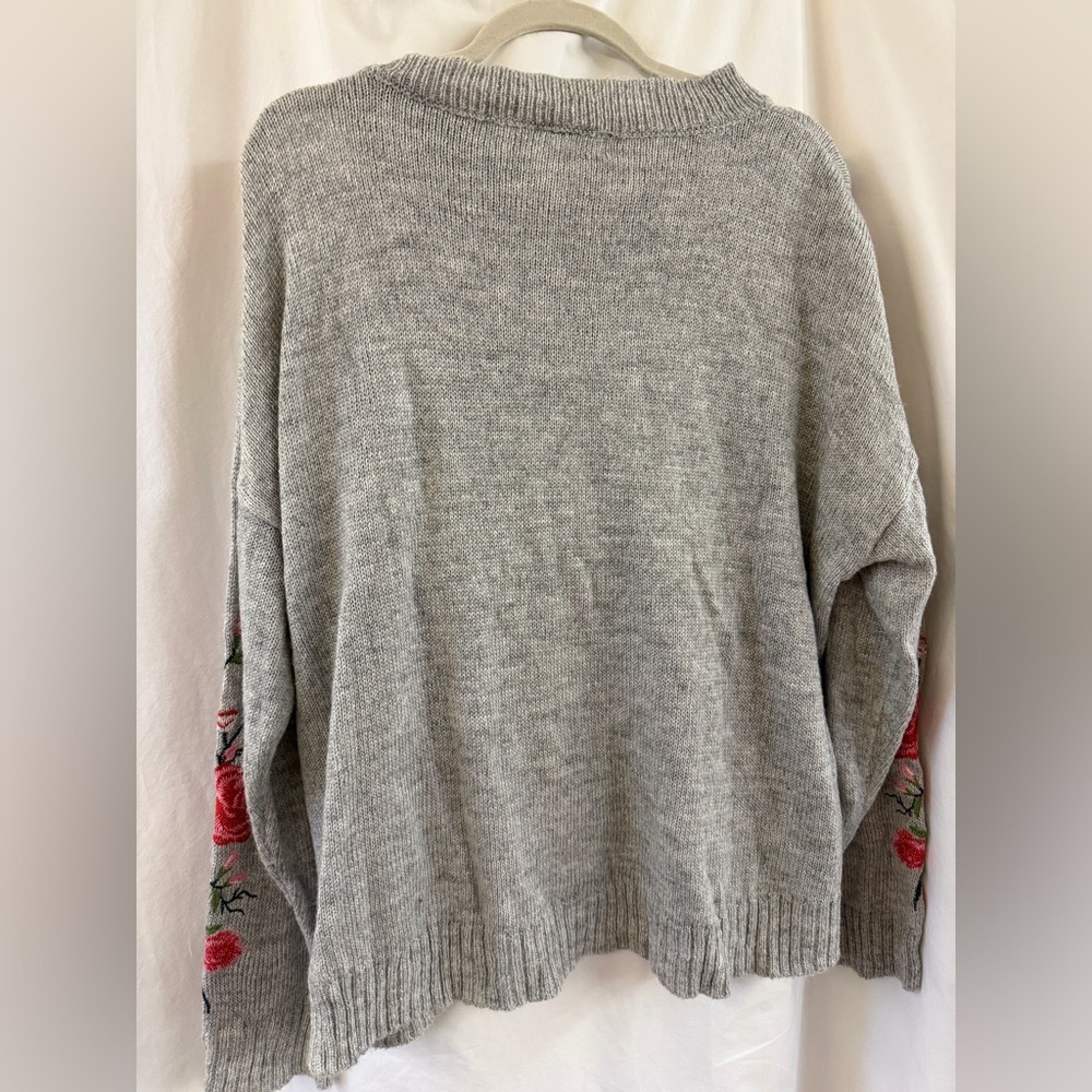 Floral Embroidered Gray Sweater - Picture 3 of 3
